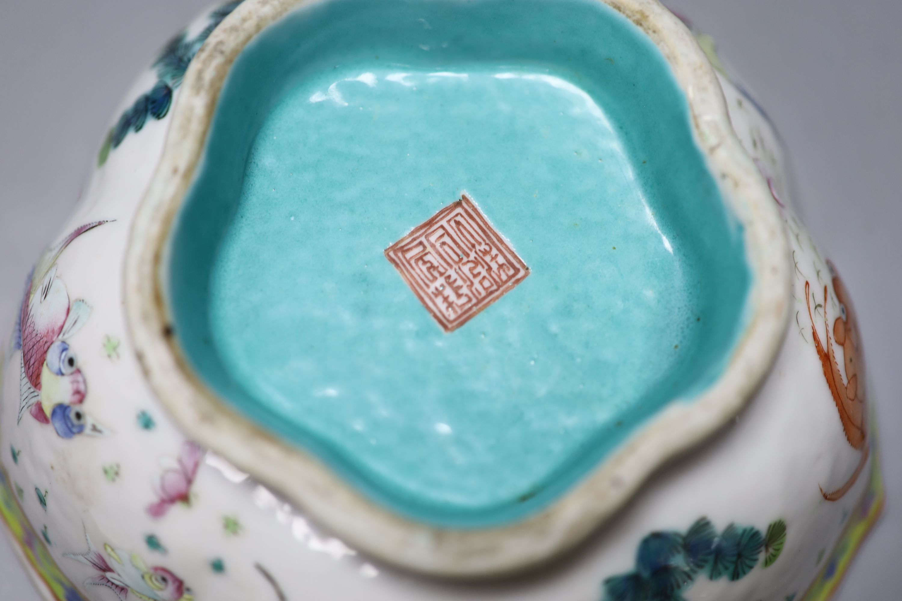 A Chinese polychrome famille rose petal lobed bowl, Tongzhi seal mark and period, diameter 18cm